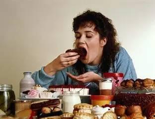 吃内脏聊天瓜,内脏美食与八卦趣闻