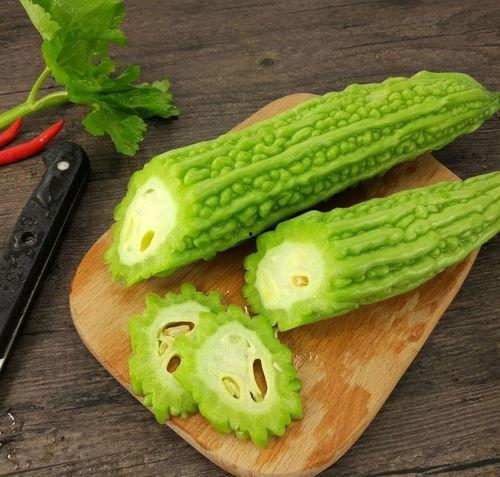 东京阿鸡吃瓜,揭秘日本街头吃瓜文化